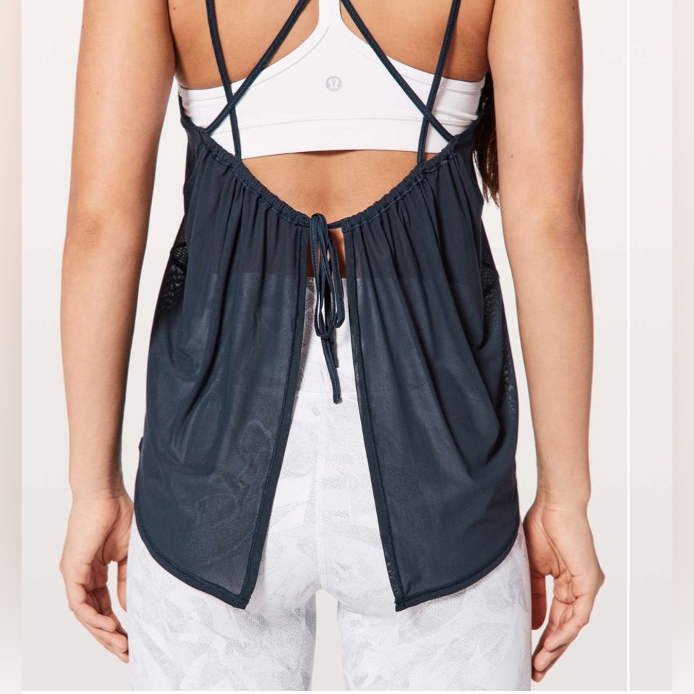 Lululemon Such A Cinch Tank in True Navy - Picture 4 of 4